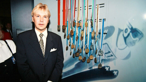 Muistatko?! Mäkisankari Matti Nykäsen mitaleista käytiin hurja vääntö 1990-luvulla – agenttimeininkiä ja taistelua oikeussalissa! Matti Nykäsen mitalleista käytiin hurja vääntö.