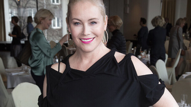 Anne Kukkohovista elämänkertakirja: 'Olen puhunut itseni puolikuolleeksi!' Anne Kukkohovi