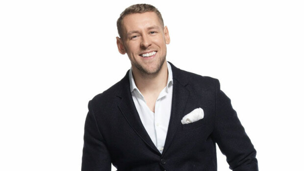 Kiinteistömaailman ”Cheek” Andrei Koivumäki tähdittää uutta tv-ohjelmaa: ”Ostin sokkona kymmenen asuntoa!” Andrei Koivumäki osti sokkona kymmenen asuntoa.