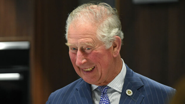 Paljonkertova kuva! Prinssi Charles nautiskeli Kuubassa – Camilla-vaimo kiemurteli nolona vieressä! Charles matkasi viime viikolla Camilla-vaimonsa kanssa Kuubaan.