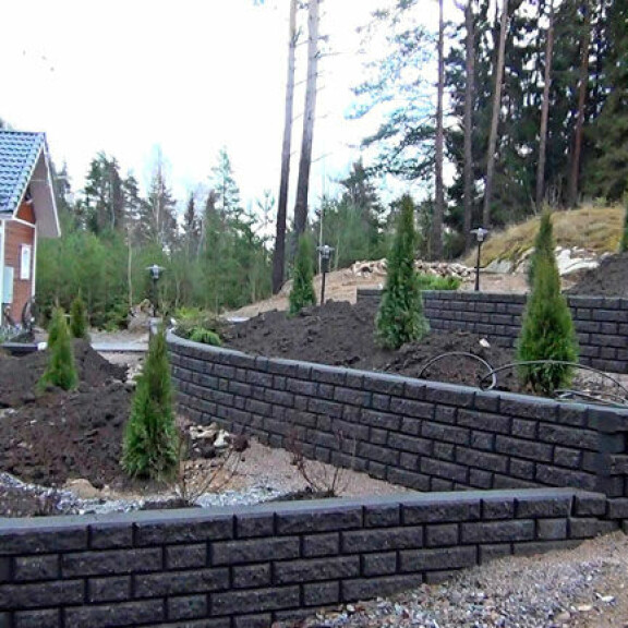 Ensimmäisen kotietsinnän aikana kuvatun videon kuvakaappaukwww. seiska.fi 21 sella mysteerilautaa ei näy. Ensimmäisen kotietsinnän aikana kuvatun videon kuvakaappaukwww. seiska.fi 21 sella mysteerilautaa ei näy.