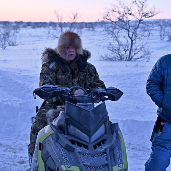 Karin roolihahmo Kaamoksessa on ilkeä ja häikäilemätön pahis. – Kaveri on vaarallinen ja täysi narsisti! Karin roolihahmo Kaamoksessa on ilkeä ja häikäilemätön pahis. – Kaveri on vaarallinen ja täysi narsisti!