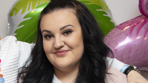 Temptation Island Suomi-Tia tunnetaan ulosottovirastossa - sakkoja, vuokria, perintätoimiston laskuja.... TIS-TIan raha-asiat ovat hieman hunningolla.