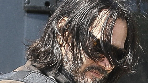 Oho! Matrix-tähti Keanu Reevesin uusi ruokkoamaton tyyli - tunnistaisitko näistä kuvista? Keanu Reeves