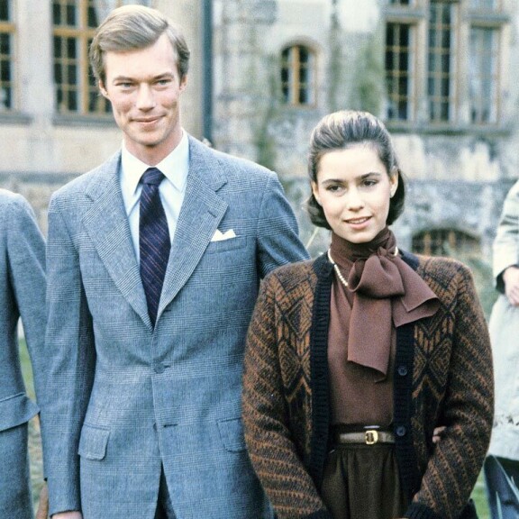 Kuninkaallisilla synttärijuhlia: näin Jetsun Pema onnitteli kuopustaan Maria Teresa ja mies vuonna 1980.