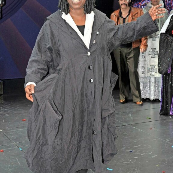 Tom Hanks aloitti erikoisen harrastuksensa jo nuorena – julkkiksilta löytyy hämmästyttäviä keräilykokoelmia Whoopi