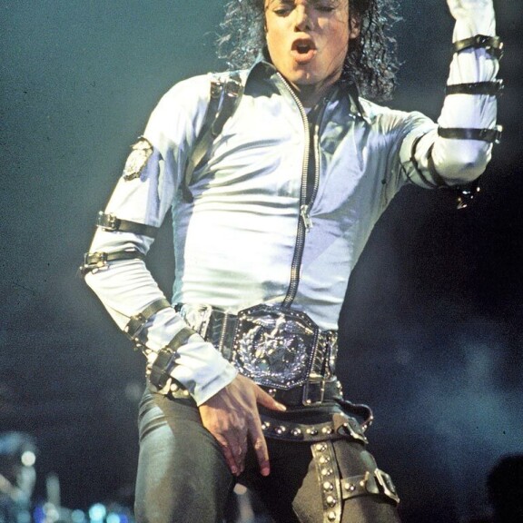 Edesmenneillä supertähdillä jättitulot kuolemasta huolimatta – Michael Jackson tienaa perillisilleen 40 miljoonaa euroa vuodessa Michael Jackson