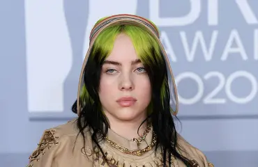 Billie Eilish haki lähestymiskieltoa stalkkerilleen - karmivat yksityiskohdat häiriköstä julki