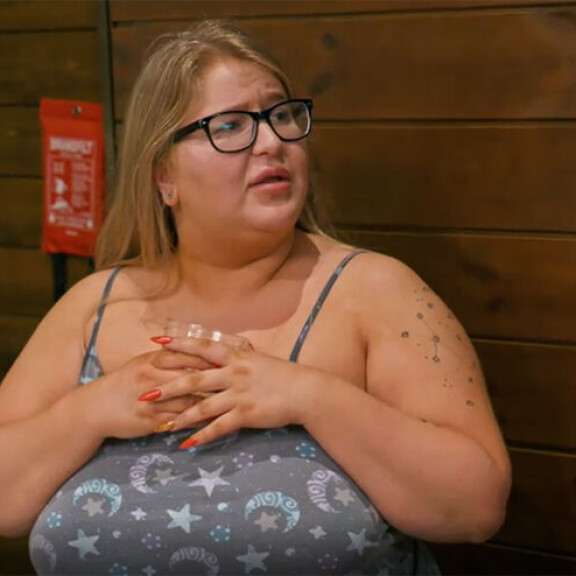 Mitä ihmettä?! Varatun Annan outo käytös paljastuu Temptation Islandissa: 'Varmaan vaikutan aika seinähullulta' Temptation island suomi anna