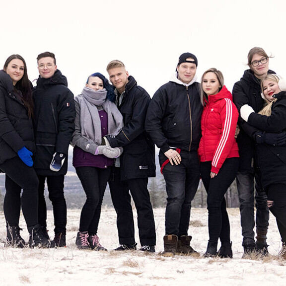 Nämä varatut testaavat parisuhdettaan Temptation Island Suomessa - mukana transsukupuolinen Mitte TIS