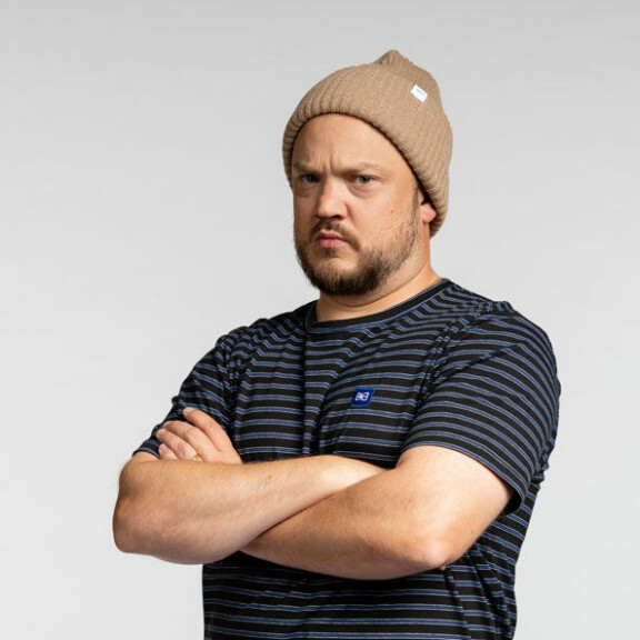 Kuka heistä on myyrä? Tässä ovat ruutuihin palaavan seikkailuohjelman julkkiskilpailijat! mikko kuoppala