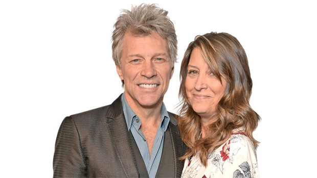Huh, mitkä kämppäkuvat! Tätä luksuskartanoa Jon Bon Jovi kauppaa – hinta yli 13 miljoonaa euroa Jon Bon Jovi