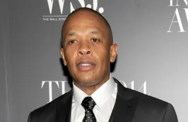Dr. Dre joutui sairaalaan vakavan sairauskohtauksen takia – varkaat yrittivät heti murtautua tuottajan kotiin