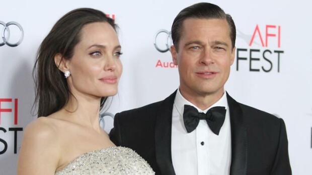 Angelina Jolie antoi Brad Pittille vesiputouksen – ökyrikkaat julkkikset törsäävät joululahjoihin Angelina Jolie ja Brad Pitt