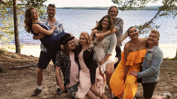 Temptation Island Suomi sai häkellyttävän huipennuksen: Pysäyttävä seksipaljastus, yllättävä yhteenmuutto, eroja ja onnellisia uutisia - näin TIS-pareilla menee nykyään! TIS