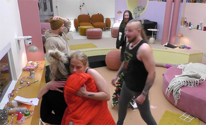 Big Brother -asukkaat järkyttyivät: Julia häädettiin BB-talosta! BB