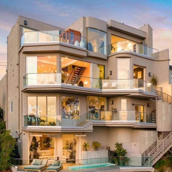 Nicole Scherzinger myy hervotonta luksuslukaaliaan: hintapyyntö yli 6,7 miljoonaa euroa - katso kuvat! 04