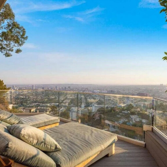 Nicole Scherzinger myy hervotonta luksuslukaaliaan: hintapyyntö yli 6,7 miljoonaa euroa - katso kuvat! 05