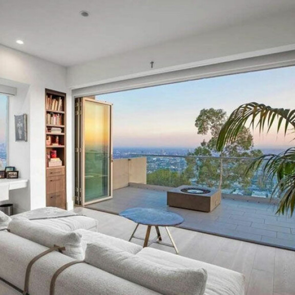 Nicole Scherzinger myy hervotonta luksuslukaaliaan: hintapyyntö yli 6,7 miljoonaa euroa - katso kuvat! 14