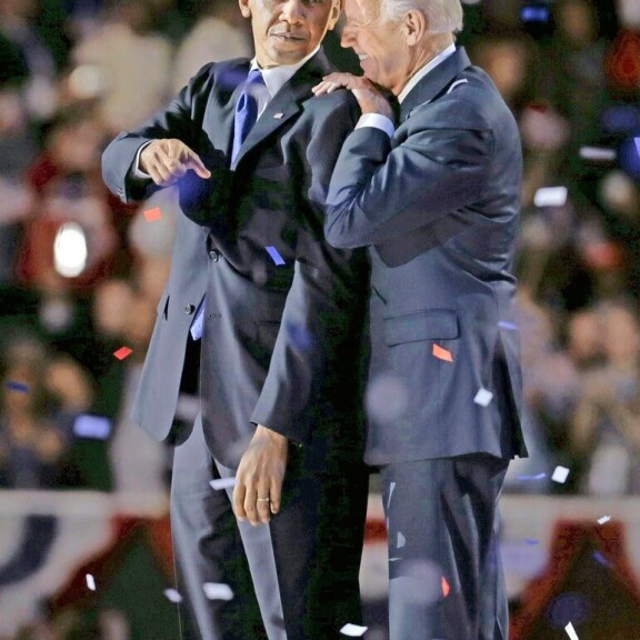 Yhdysvaltojen seuraava presidentti on jätskihullu könsikäs – Seiska selvitti Joe Bidenin taustat! Barack Obama ja Joe Biden