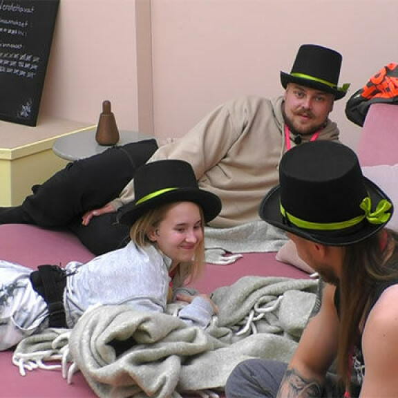 Ellan hermot kireänä Big Brother -talossa: ”Olen niin kyllästynyt – ei saa edes n**sia!” - Kristiinalta viiltävä kuitti perään! Big Brother