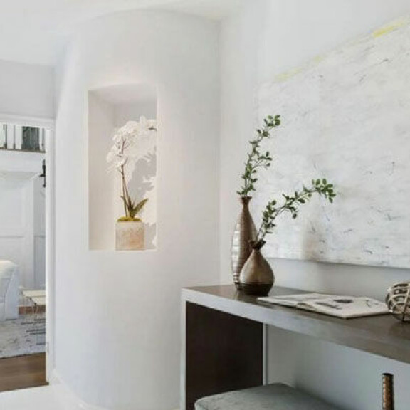 Calvin Harris myi Hollywood-lukaalinsa laulajakaunottarelle: dj-tähti tienasi kämpästä peräti 4,3 miljoonaa euroa - katso kuvat hulppeasta talosta! 20