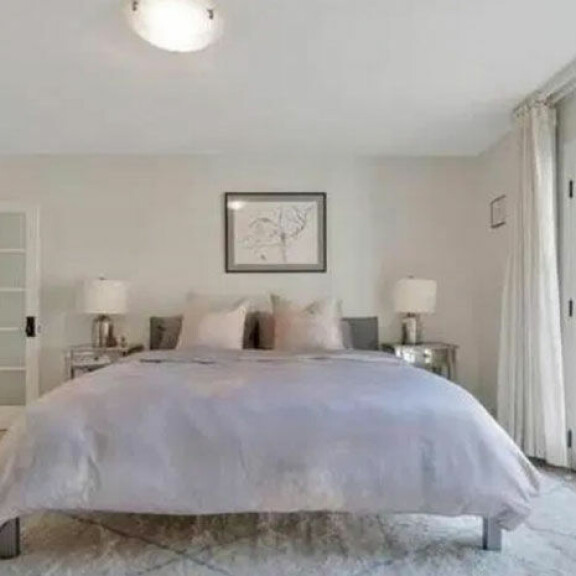 Katy Perry myy 'varakotiaan': hintapyyntö 6.7 miljoonaa - katso kuvat Beverly Hills lukaalista 10