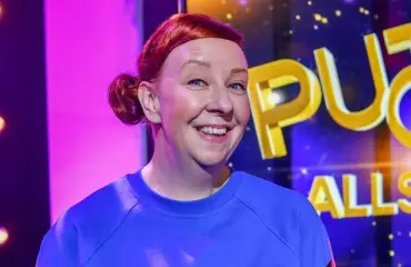 Näyttelijä Jenni Kokander elää elämänsä syksyä – Putous-tähti teki uuden aluevaltauksen!