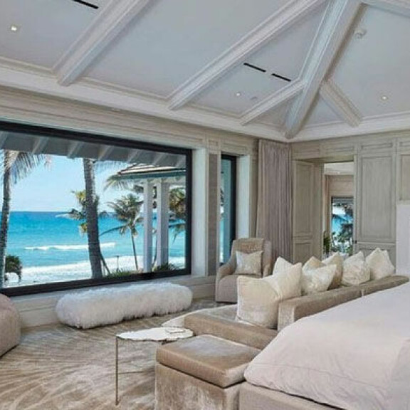 Tiger Woodsin ex-vaimo Elin Nordegren myy massiivista kartanoaan: luksuslukaalilla hintaa yli 23 miljoonaa - katso hulppeat kuvat! 10