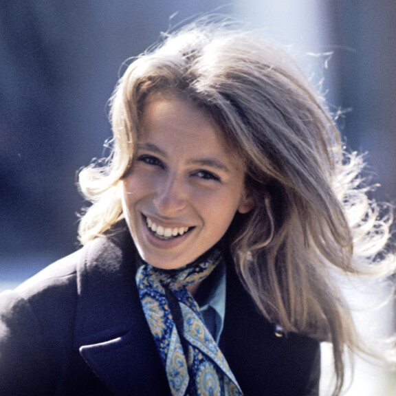 Heppatyttö-Anne täytti 70 vuotta! Prinsessan uralle mahtuvat niin hovia järkyttänyt avioero kuin kidnappauskin! Anne