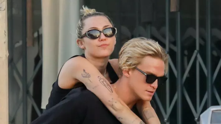 Miley Cyrus Cody Simpson