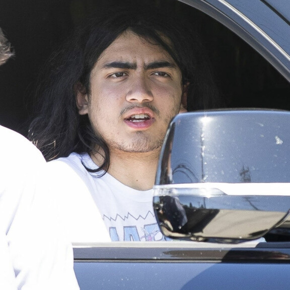 Michael Jacksonin nuorin lapsi Blanket, 18, kuvattiin ensimmäistä kertaa vuosiin: tältä julkisuutta välttelevä nuorukainen näyttää nykyään - harvinaiset kuvat! blanket jackson 3