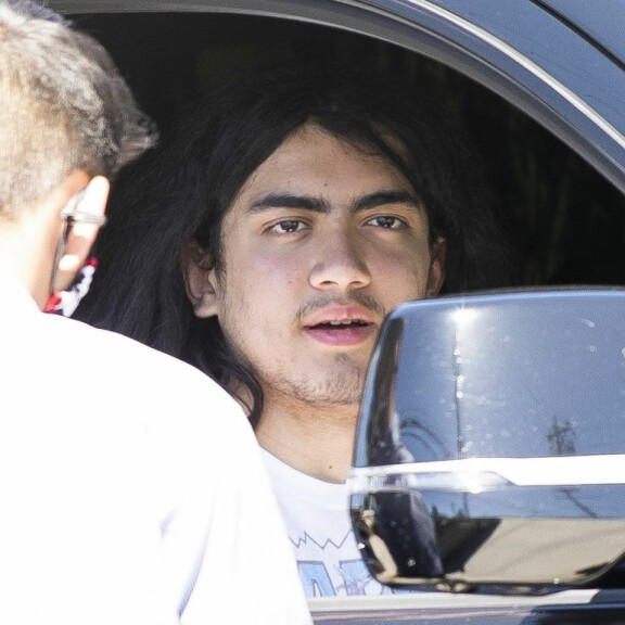 Michael Jacksonin nuorin lapsi Blanket, 18, kuvattiin ensimmäistä kertaa vuosiin: tältä julkisuutta välttelevä nuorukainen näyttää nykyään - harvinaiset kuvat! blanket jackson 4