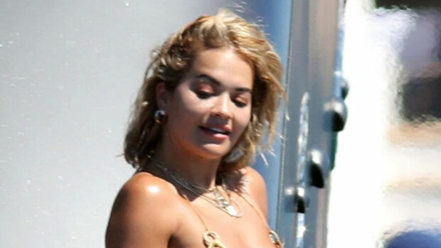 Laulajakaunotar Rita Ora juhli ökyjahdilla uuden kullan kanssa: bikinibileet Espanjan auringon alla - kuvat! Rita Ora
