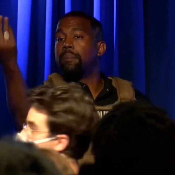 Amerikkalaisilla on sittenkin mahdollisuus äänestää Kim Kardashian ensimmäiseksi naiseksi! Kanye West palasi rytinällä presidenttipeliin - puhui pornosta ja teki tahdittoman paljastuksen vaimostaan! Kanye West