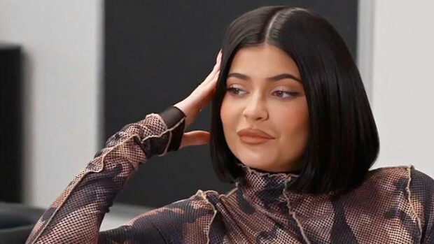 Rahaa palaa! Kylie Jenner osti hulppean luksustalon – kuvasarja loistavan ylellisestä kartanosta! kylie jenner
