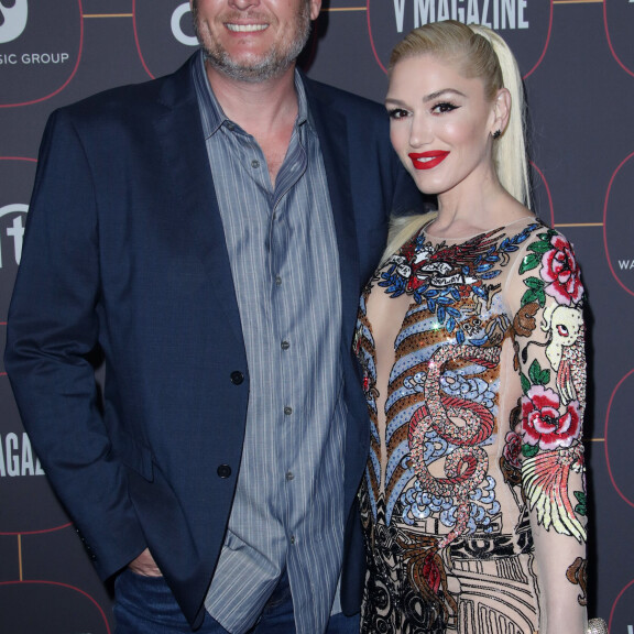 Vau, mikä 50-vuotias! Gwen Stefanin ultraseksikäs look ihastutti Grammyjen etkoilla - Wiz Khalifa naamioitui vaporisaattorinsa taakse! Kuvat tähtiloistosta! s