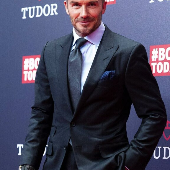 Lady Gagan kanssa sänkyyn, Jennifer Aniston käy liian kuumana – supertähtien assistentit paljastavat ihailtujen julkkisten todellisen arjen! David Beckham