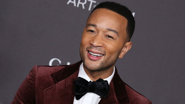 John Legend on maailman seksikkäin mies 2019 - vaimo Chrissy Teigen innostui: Olen nainut hänet, mikä kunnia! john legend