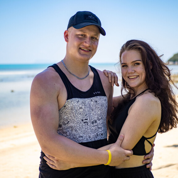 Huh hellettä, mitä beibejä ja adoniksia! Tässä ovat Temptation Island Suomen uudet sinkut! Väpä ja miisa