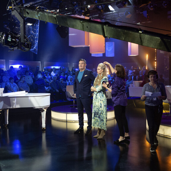 Herttinen sentään! Mitä Susanna Laine sanoi, kun tunsi pullotuksen Timo Koivusalon housunpuntissa? …Ja muita kuolemattomia Koivusalon juttuja Tuttu Juttu Show'n kuvaukset.