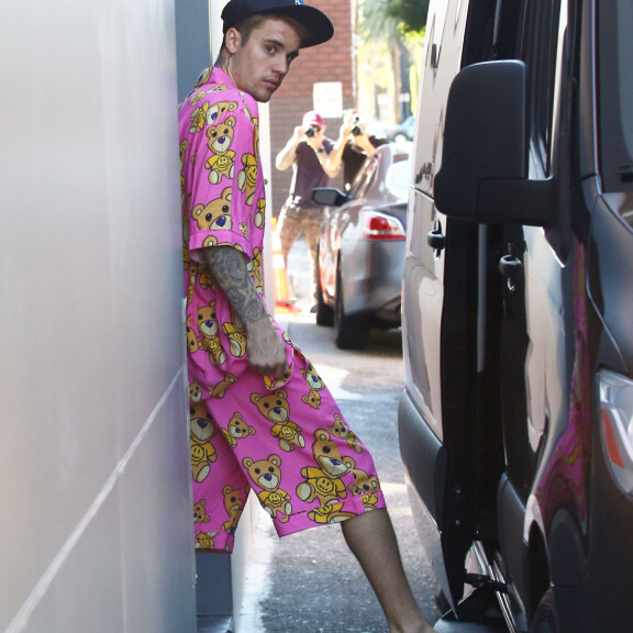 Pukisitko päällesi? Tässä ovat syksyn oudoimmat tähtityylit - katso ja hämmästy! d