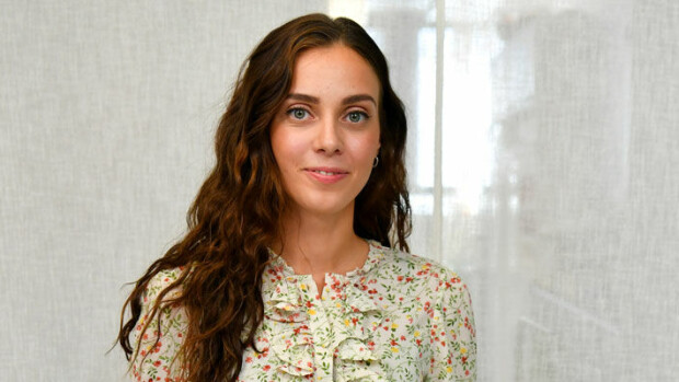 Näin tuore Salkkarit-kaunotar Celin El Azizi päätyi rooliinsa – ”Aiemmin en ole paljoa näytellyt!” Celin El Azizi on uusi Salkkarit-kaunotar.