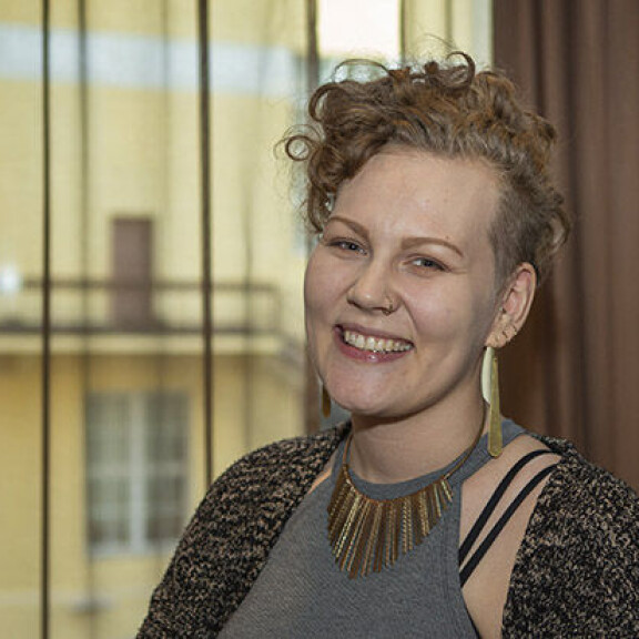 Big Brother Suomi-kilpailijoiden tulot: kaljaa kittaavalla Krisulla kunnon palkka, Tarinalla ja Kevinillä liki olemattomat tienestit, Timo ylivoimainen tulokunkku - lue Seiskan selvitys! bb