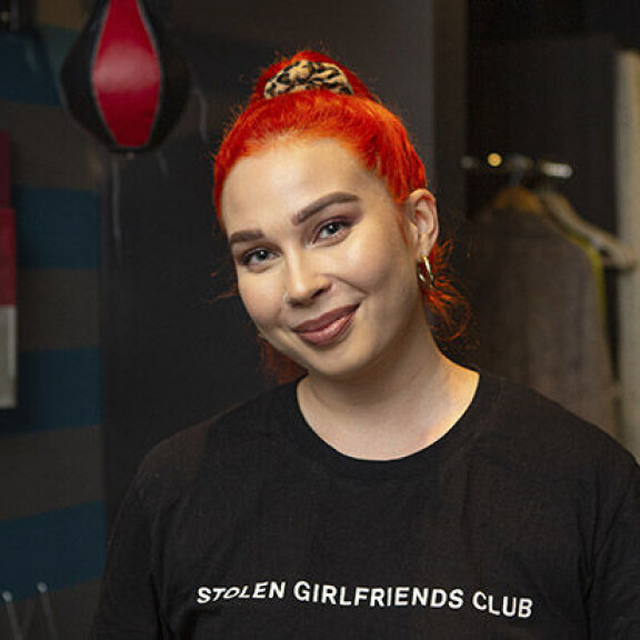 Big Brother Suomi-kilpailijoiden tulot: kaljaa kittaavalla Krisulla kunnon palkka, Tarinalla ja Kevinillä liki olemattomat tienestit, Timo ylivoimainen tulokunkku - lue Seiskan selvitys! bb