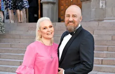 Missikeisarinna Sunneva Sjögrenillä kolmas hääpäivä – kertoo Seiskalle liittonsa salaisuuden