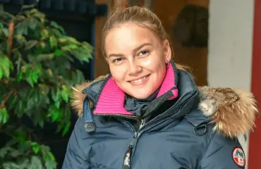 Supersuositun Skam-sarjan tähti Suomessa! Norjalaiskaunotar hehkuttaa yhtä suomalaisjulkkista Seiskalle: ”Hän on todella iso nimi maassamme”