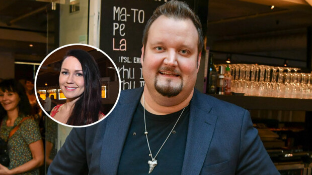 Laulajarakas keikalla! Sami Hedberg juhli synttäreitään ex-vaimonsa kanssa luksushotellissa – paparazzikuvat! Sami Hedberg juhli synttäreitään.