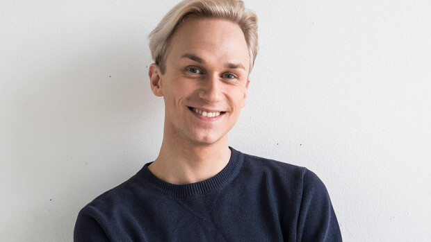 Putous-tähti Christoffer Strandberg ylistää puolisoaan: 'Emme anna kenenkään ulkopuolisen määritellä, mitä meidän pitäisi olla!' Christoffer Strandberg