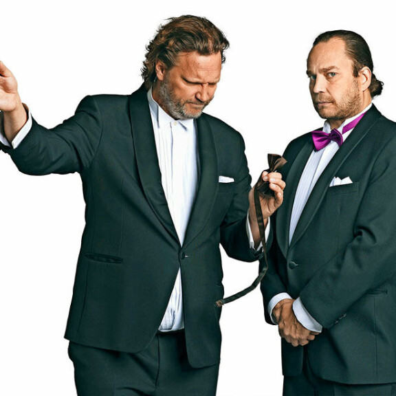 Kohukirja Jere Karalahdesta turvotti Aki Linnanahteen tilipussia – näin suositut radion aamujuontajat tienaavat! Korporaatio